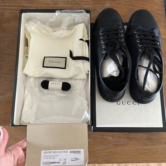 Authentic Gucci Sneakers size 38 - Picture 5 of 9